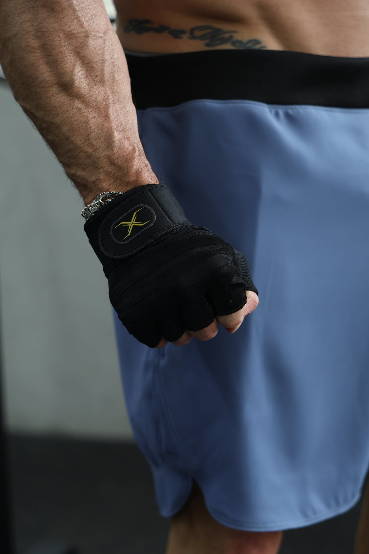 Men's Gym Gloves