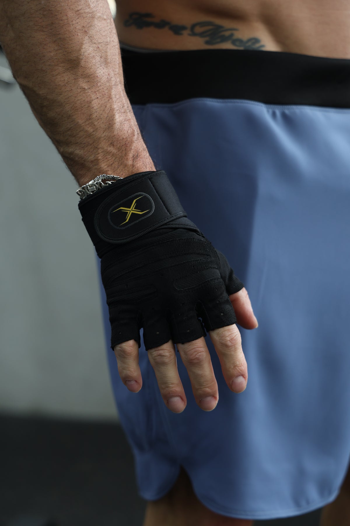Men's Gym Gloves